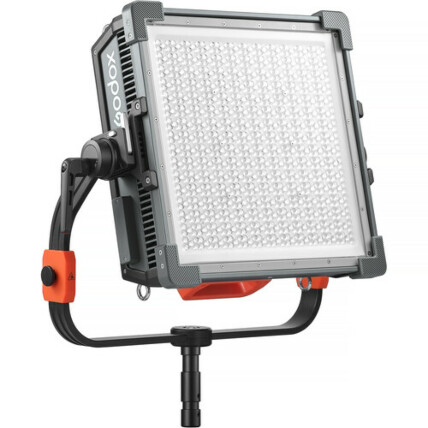 Godox KNOWLED P600R Hard PRO RGB 1