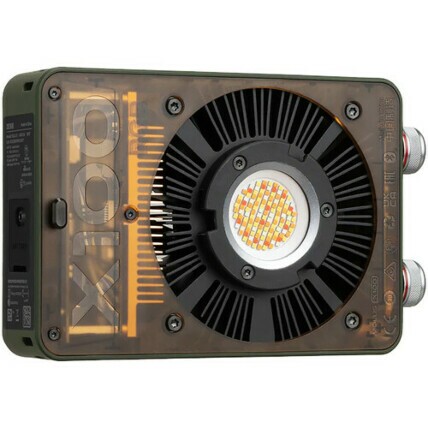 Iluminador LED COB Zhiyun MOLUS X100 RGB 1