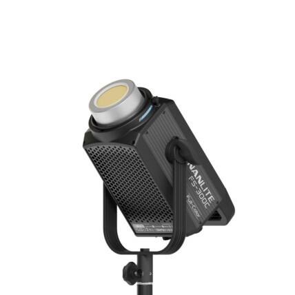 Nanlite FS-300C  RGBW LED